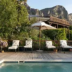Kettle\'S Guesthouse