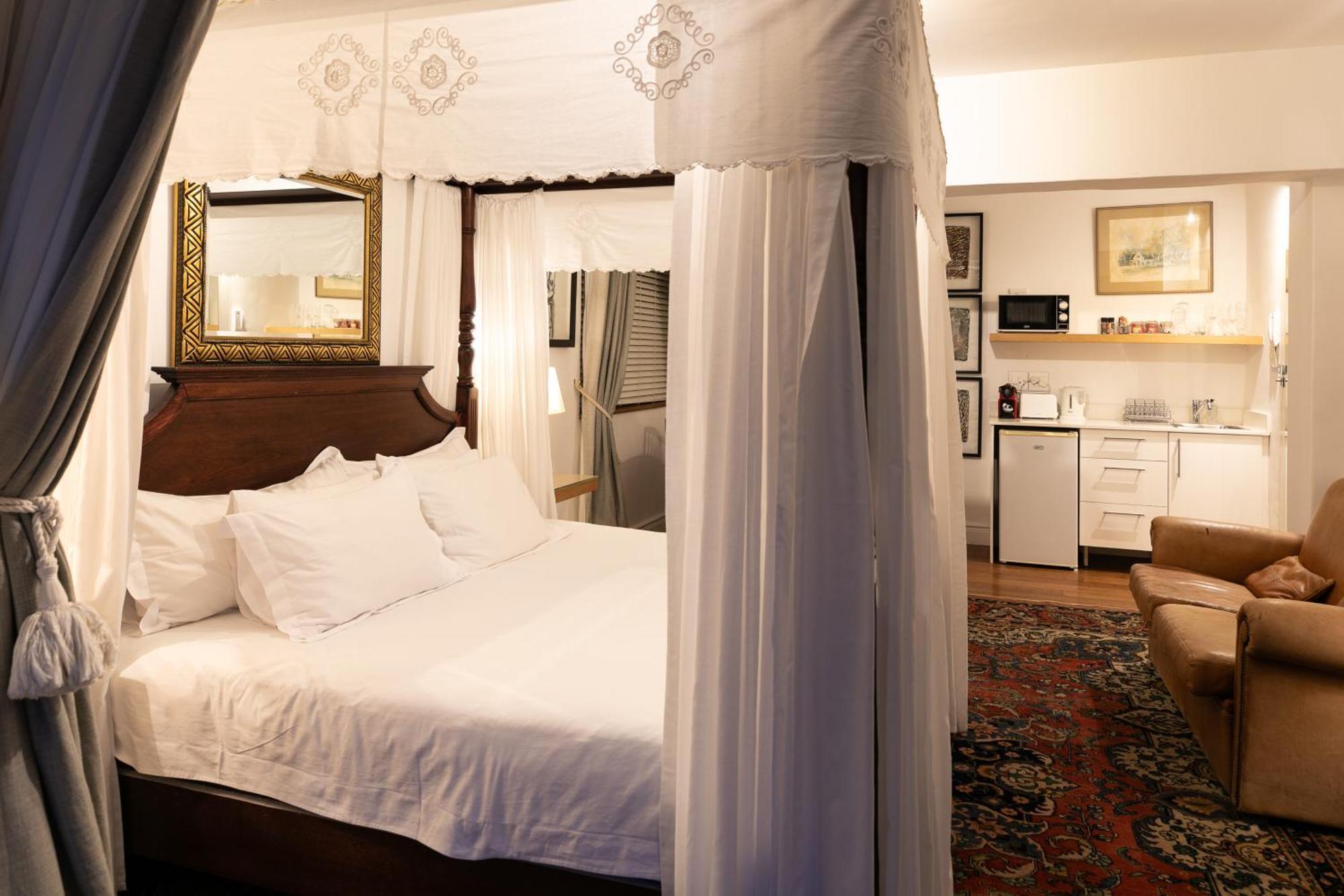 Kettle'S Guesthouse Guest house