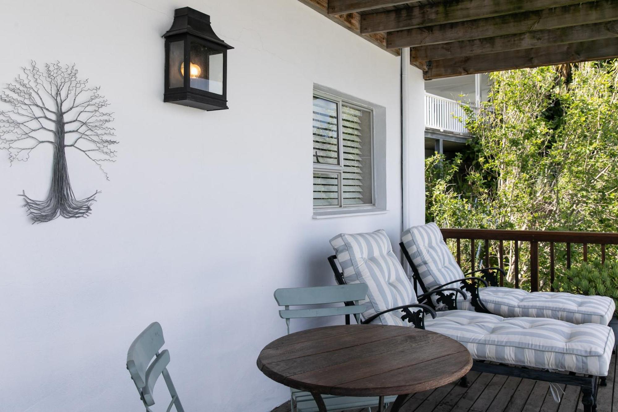 Kettle'S Guesthouse 2*
